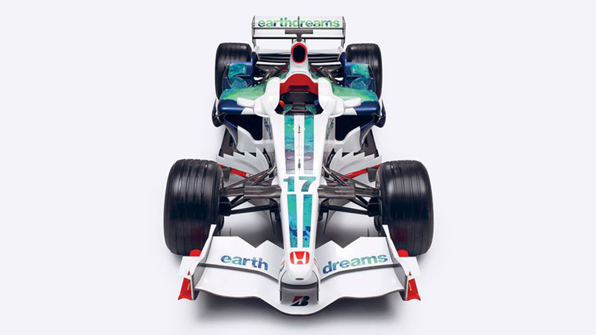 HONDA SÕIDAB ROHELISELT 